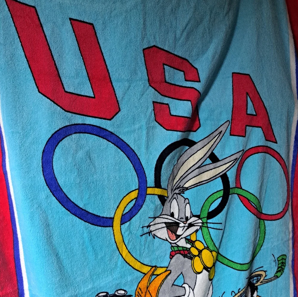 Vintage 1995‎ Looney Tunes USA Olympics Towel Bugs Bunny Taz Daffy Duck